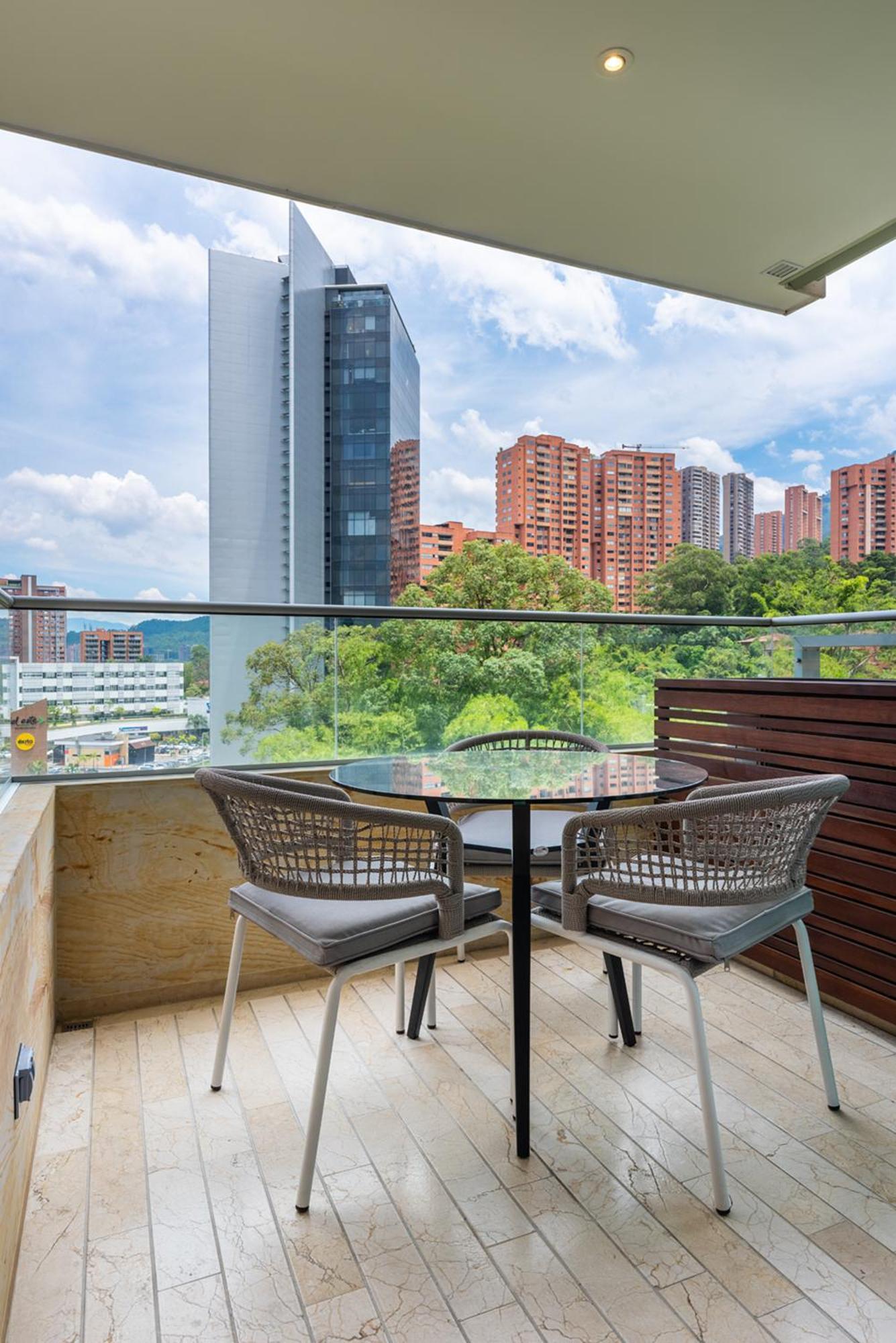 Estelar La Torre Suites Medellin Exterior photo
